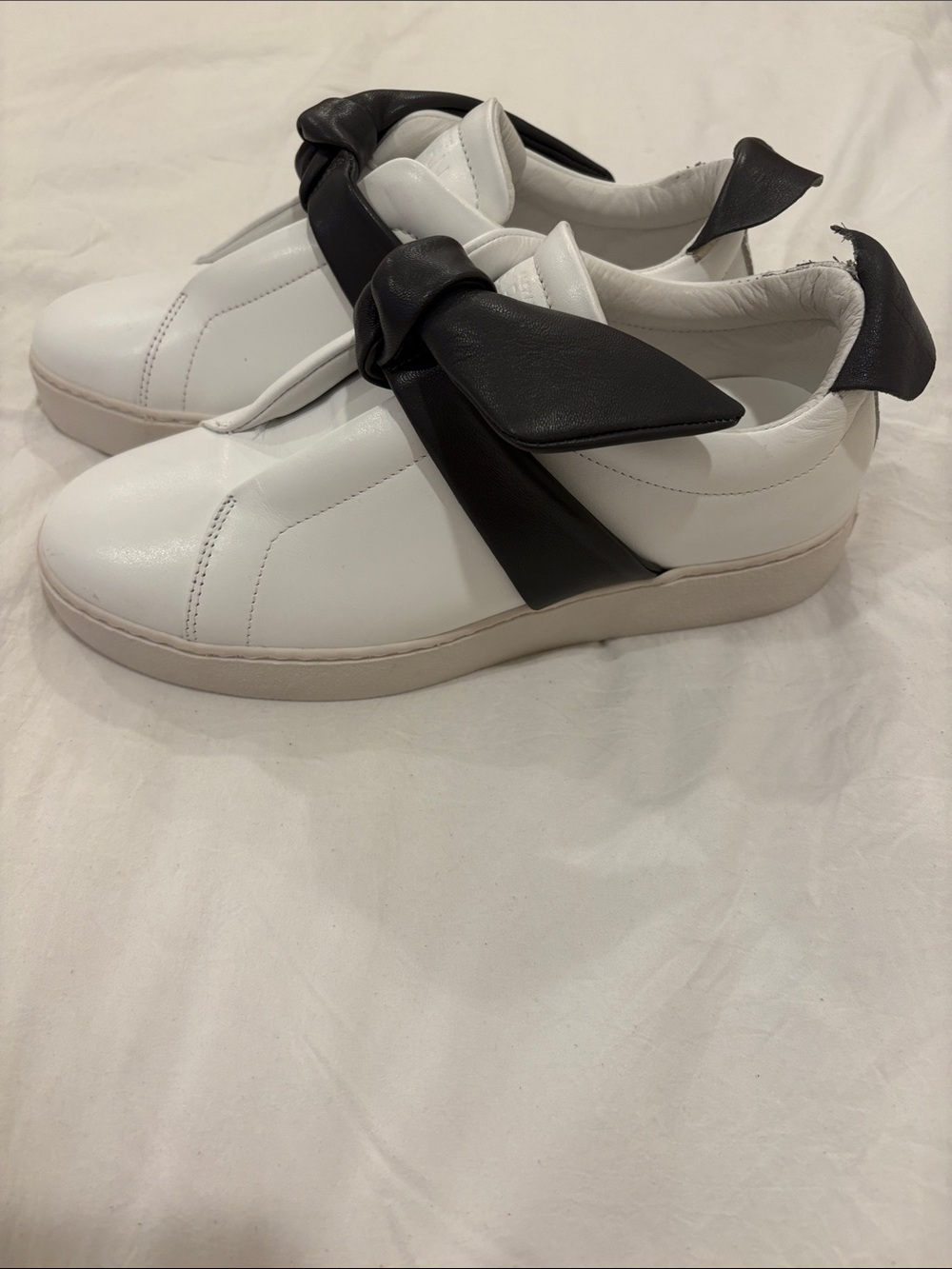 Alexandre Birman White Sneakers with Grey Bow Accent
